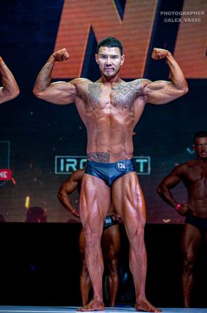 CLASSIC PHYSIQUE НОВИЧКИ